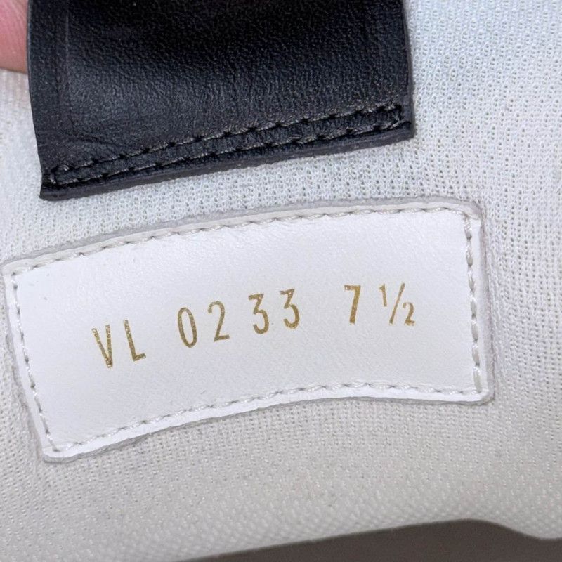 Louis Vuitton Louis Vuitton Trainer Low-Top Fashion Sneakers 0089 Size US 8 / EU 41 - 5 Thumbnail