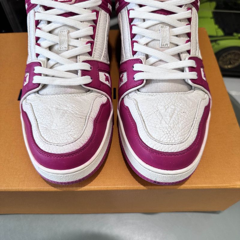 Louis Vuitton Louis Vuitton Trainer Low-Top Fashion Sneakers 0089 Size US 9.5 / EU 42-43 - 11 Thumbnail