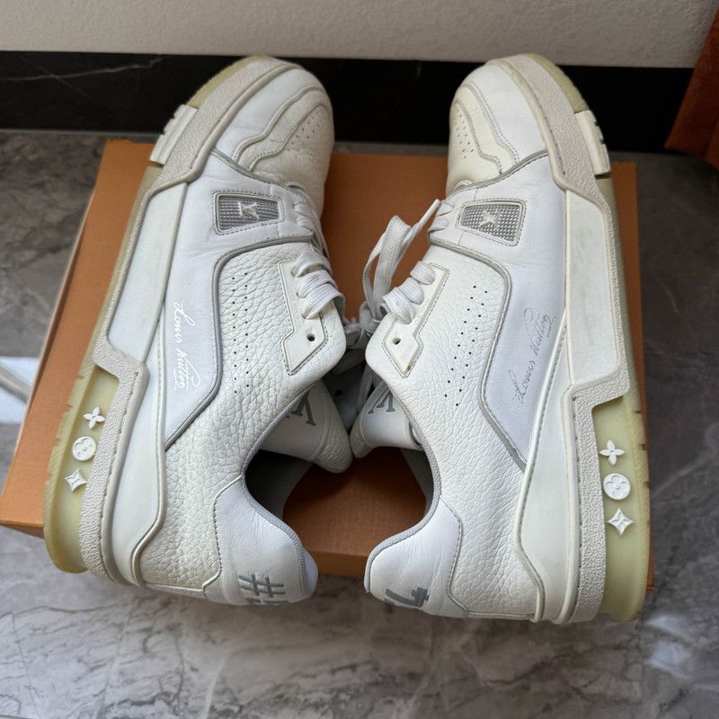 Louis Vuitton White Low-Top Trainer Sneakers 0089