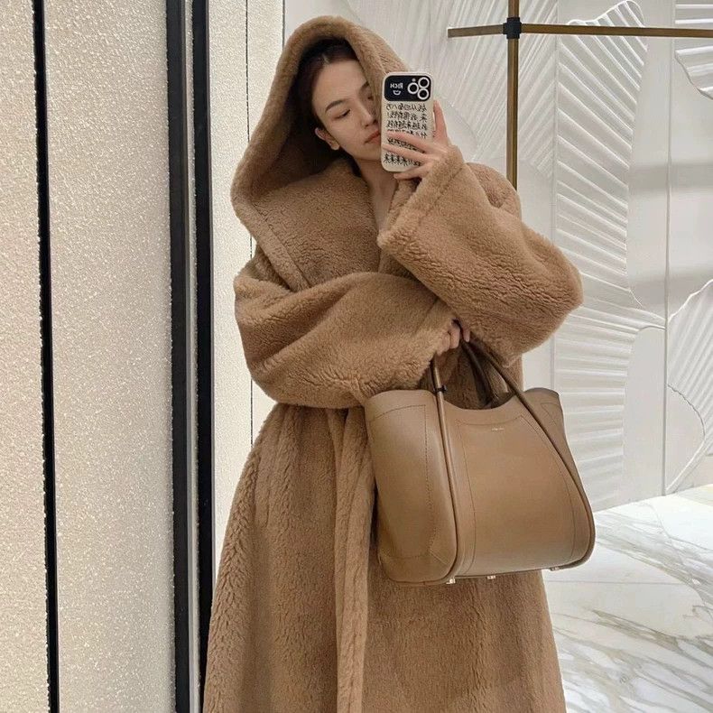 Max Mara Maxmara Teddy Hooded Coat 10th Anniversary -dmc Size US L / EU 52-54 / 3 - 2 Thumbnail