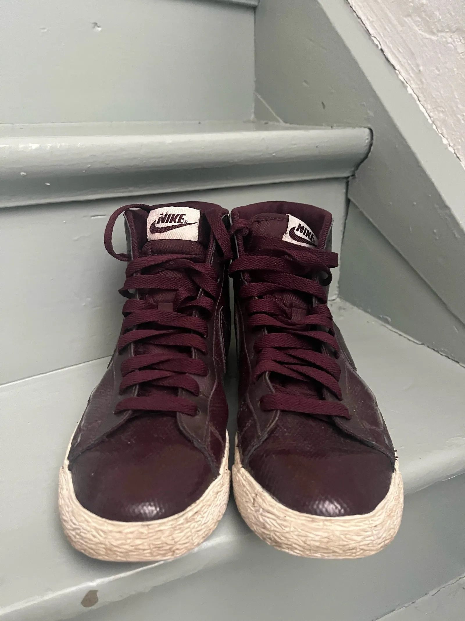Nike Nike Nike vinröd lädersneaker Sneakers Size US 7.5 / IT 37.5 - 2 Thumbnail