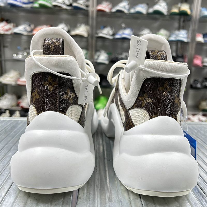 Louis Vuitton Louis Vuitton Casual Low-Top Sneakers in White and Brown 0089 Size US 8.5 / EU 41-42 - 3 Thumbnail