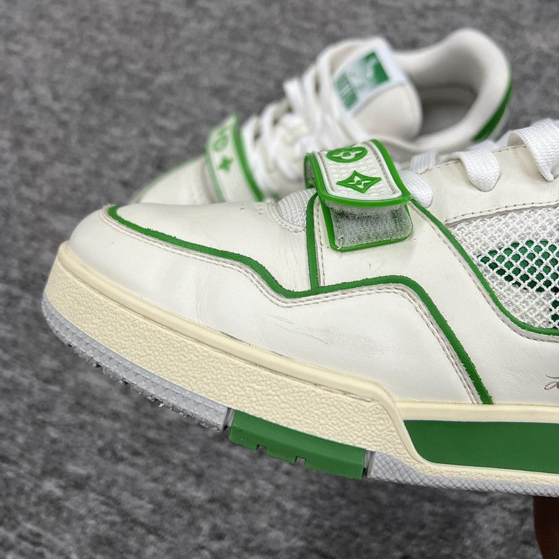 Louis Vuitton Louis Vuitton Classic Pattern Vintage Sneakers 0089 Size US 9.5 / EU 42-43 - 9 Thumbnail