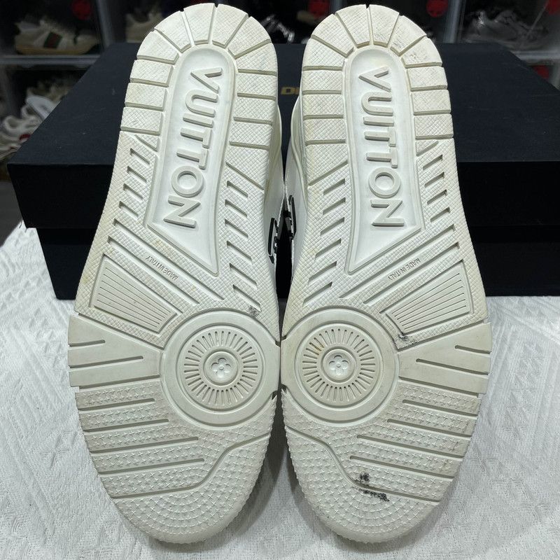 Louis Vuitton Louis Vuitton Low-Top Fashion Sneakers for Men 0089 Size US 8.5 / EU 41-42 - 4 Thumbnail