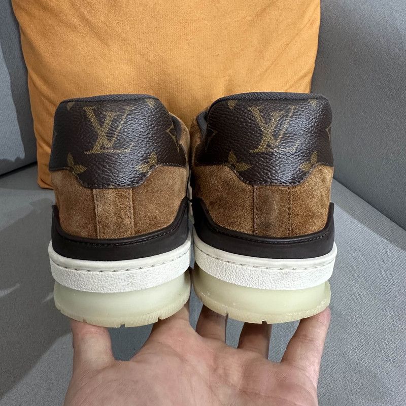 Louis Vuitton Louis Vuitton Stylish Brown Low-Top Trainers 0089 Size US 9.5 / EU 42-43 - 3 Thumbnail