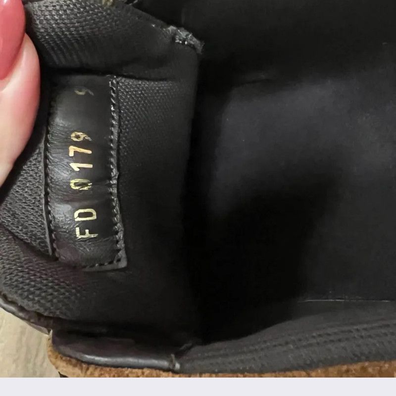 Louis Vuitton Louis Vuitton Stylish Brown Low-Top Trainers 0089 Size US 9.5 / EU 42-43 - 5 Thumbnail