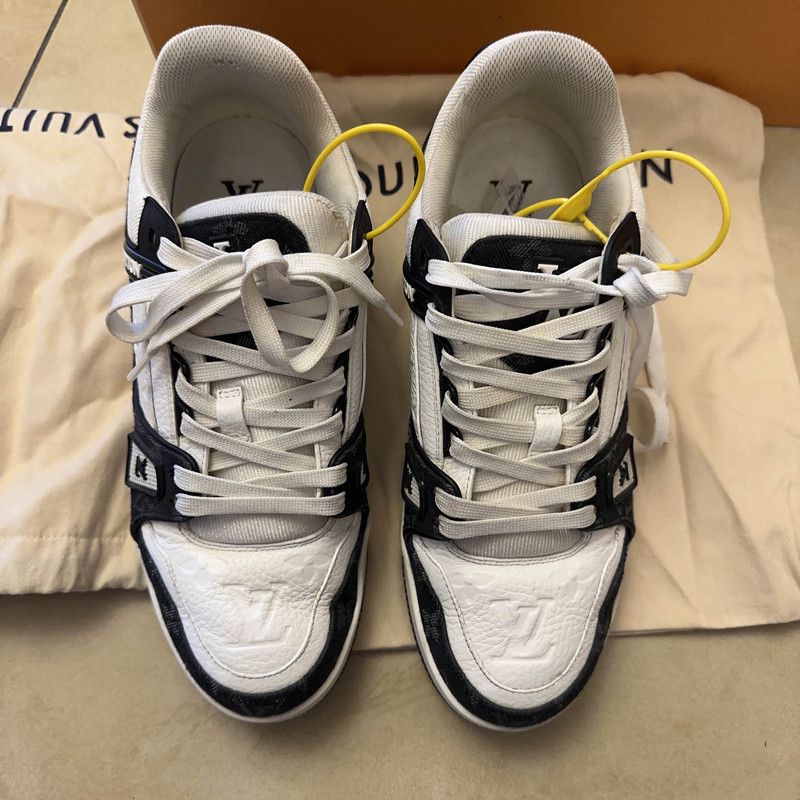 Louis Vuitton Louis Vuitton Trainer Panda Low-Top Sneakers 0089 Size US 8.5 / EU 41-42 - 7 Thumbnail