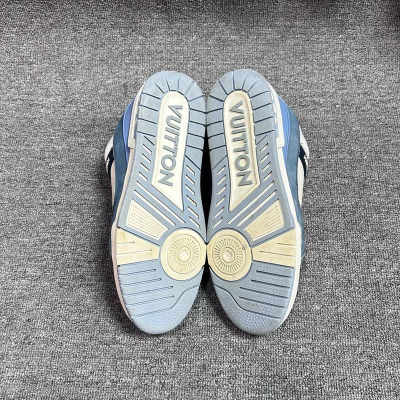 Louis Vuitton Louis Vuitton Blue and White Low-Top Trainers 0089 Size US 8.5 / EU 41-42 - 4 Thumbnail