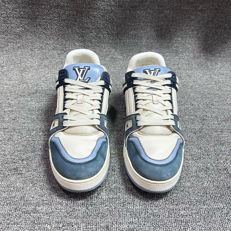 Louis Vuitton Louis Vuitton Blue and White Low-Top Trainers 0089 Size US 8.5 / EU 41-42 - 2 Thumbnail