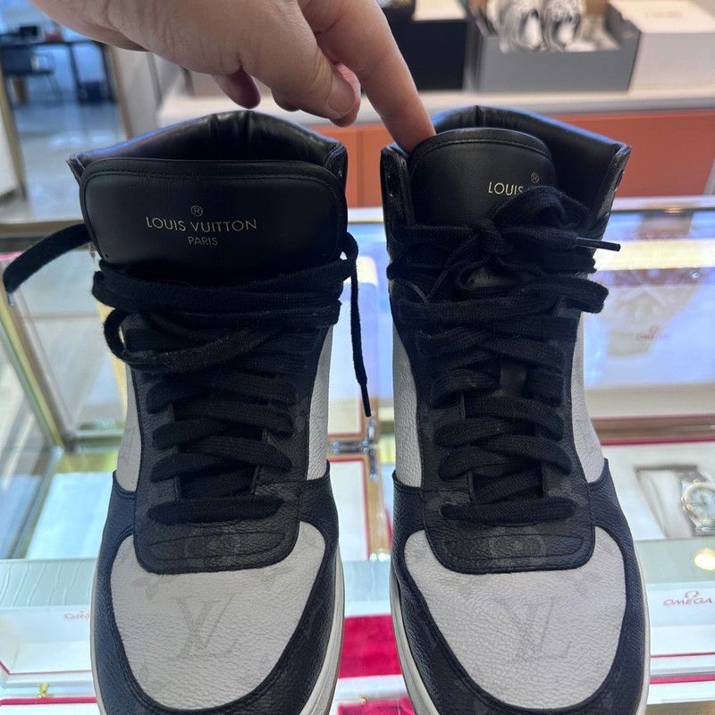 Louis Vuitton Louis Vuitton Rivoli High-Top Fashion Sneakers 0089 Size US 9.5 / EU 42-43 - 5 Thumbnail