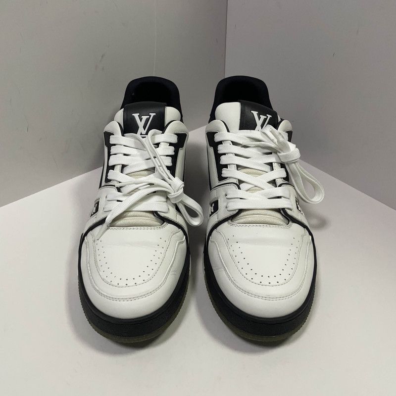 Louis Vuitton Louis Vuitton Stylish Low-Top Trainers for Men 0089 Size US 8 / EU 41 - 2 Thumbnail