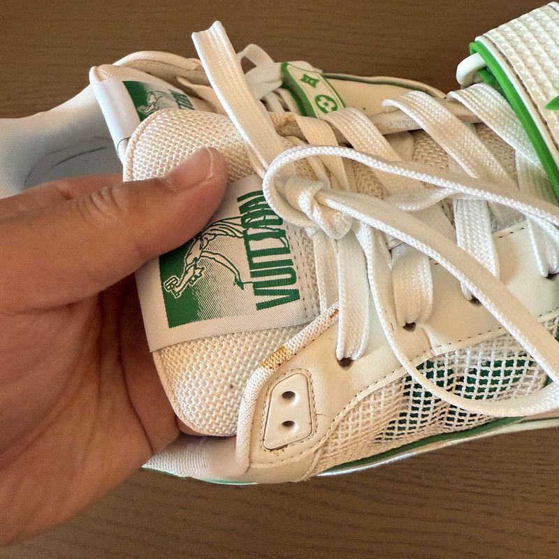 Louis Vuitton Louis Vuitton Classic Green Trainer Sneakers 0089 Size US 9.5 / EU 42-43 - 7 Thumbnail