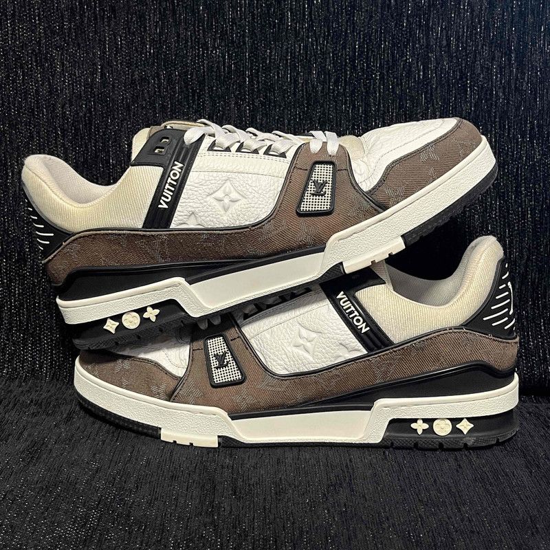 Louis Vuitton Louis Vuitton Trainer Panda Print Low-Top Sneakers 0089 Size US 9.5 / EU 42-43 - 6 Thumbnail
