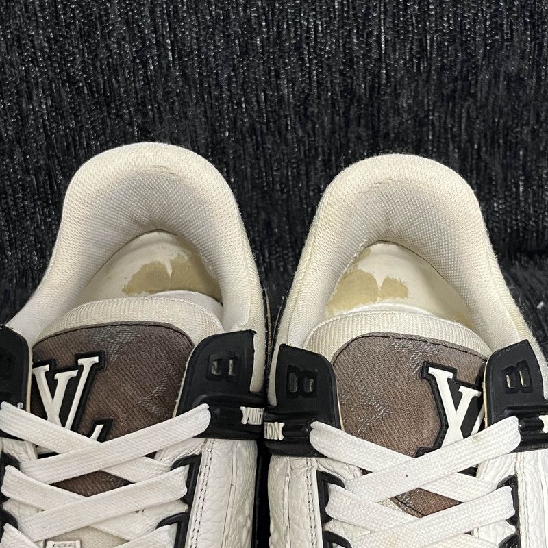 Louis Vuitton Louis Vuitton Trainer Panda Print Low-Top Sneakers 0089 Size US 9.5 / EU 42-43 - 8 Thumbnail