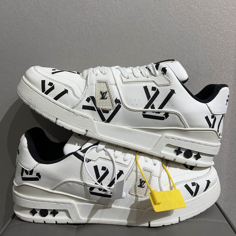 Louis Vuitton Louis Vuitton Stylish Low-Top Sneakers for Men 0089 Size US 8.5 / EU 41-42 - 7 Thumbnail