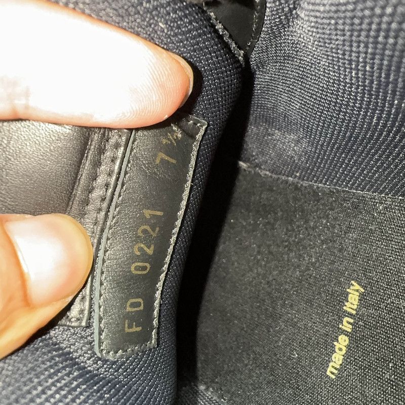 Louis Vuitton Louis Vuitton Trainer Casual Sneakers in Purple and Black 0089 Size US 8 / EU 41 - 5 Thumbnail
