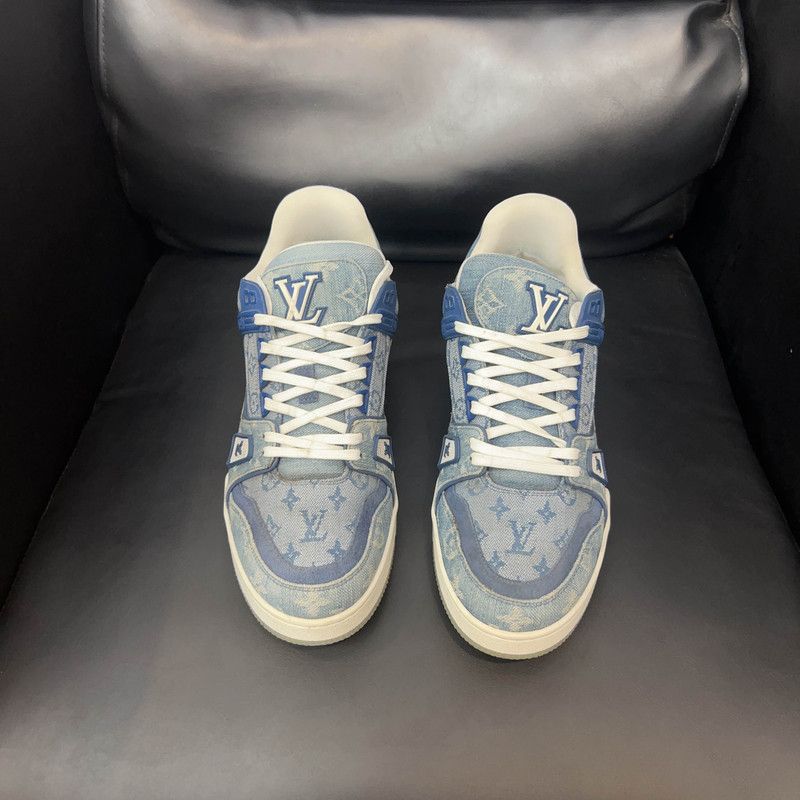Louis Vuitton Louis Vuitton Trainer Blue Sneakers 0089 Size US 8 / EU 41 - 2 Thumbnail