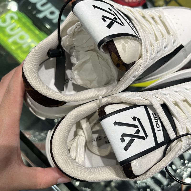 Louis Vuitton Louis Vuitton Charlie Low-Top Leather Sneakers 0089 Size US 5 / EU 37 - 6 Thumbnail