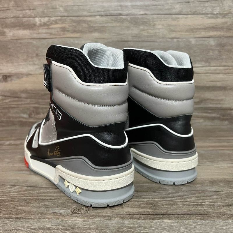 Louis Vuitton Louis Vuitton Trainer High-Top Sneakers in Black 0089 Size US 8.5 / EU 41-42 - 8 Thumbnail
