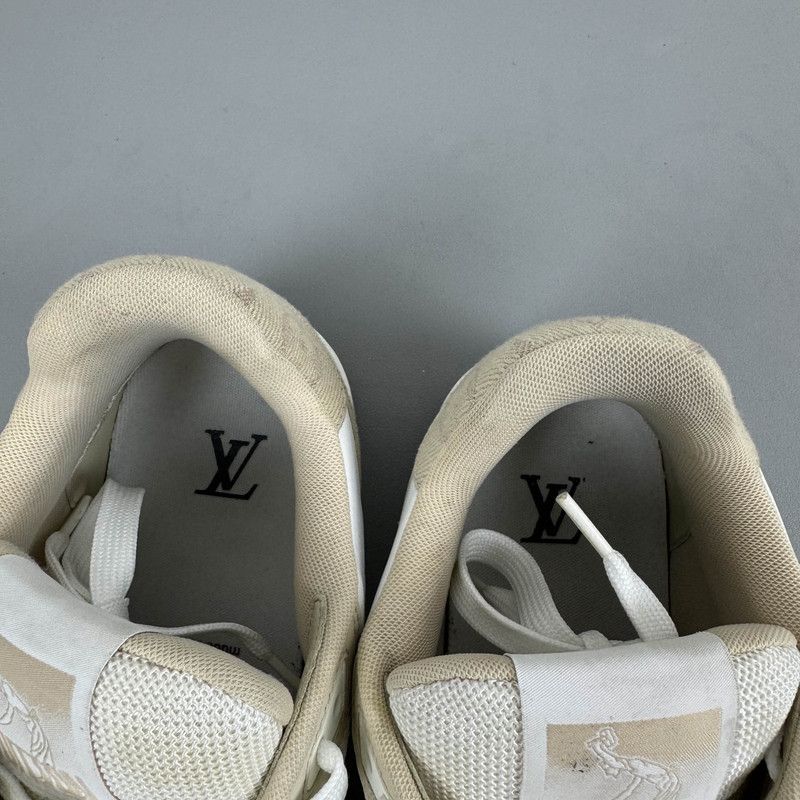 Louis Vuitton Louis Vuitton Trainer Low Top Sneakers for Men 0089 Size US 9.5 / EU 42-43 - 8 Thumbnail