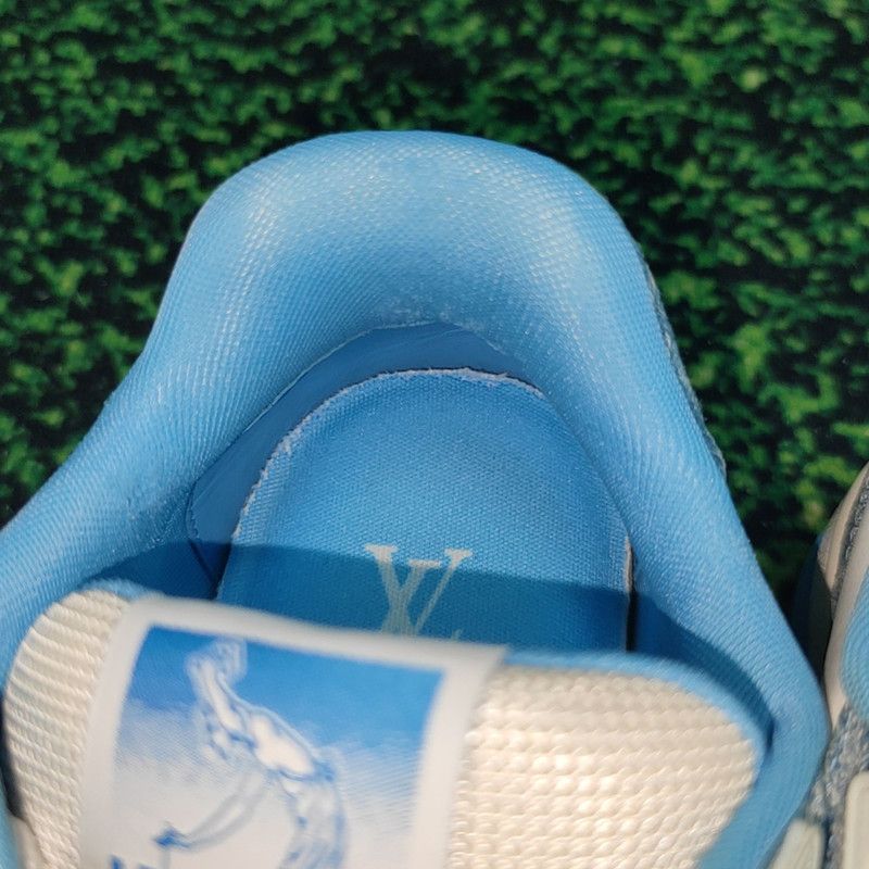 Louis Vuitton Louis Vuitton Blue and White Trainer Sneakers 0089 Size US 10.5 / EU 43-44 - 6 Thumbnail