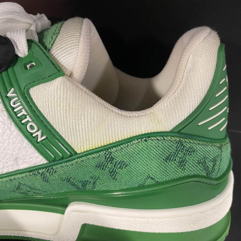 Louis Vuitton Louis Vuitton Stylish Low-Top Trainer in Green and White 0089 Size US 9.5 / EU 42-43 - 11 Thumbnail