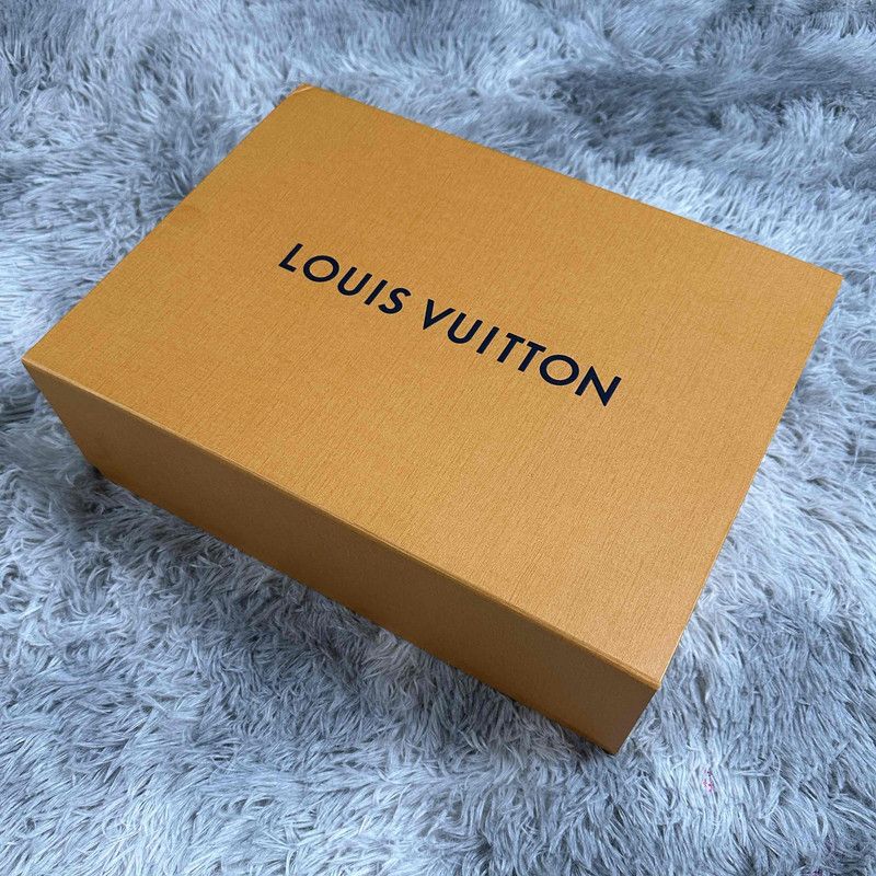 Louis Vuitton Louis Vuitton Classic Gray White Trainer Sneakers 0089 Size US 8.5 / EU 41-42 - 6 Thumbnail