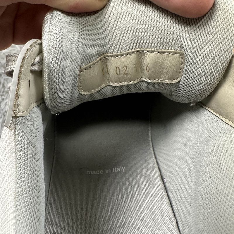 Louis Vuitton Louis Vuitton Classic Gray White Trainer Sneakers 0089 Size US 8.5 / EU 41-42 - 5 Thumbnail