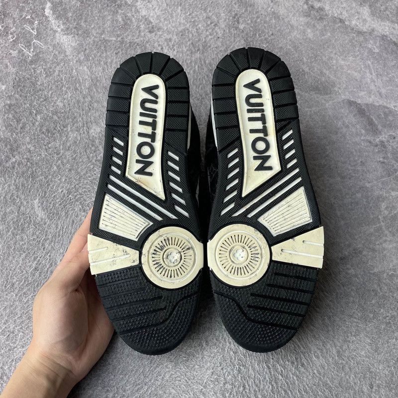 Louis Vuitton Louis Vuitton Trainer Panda Low-Top Sneakers 0089 Size US 9.5 / EU 42-43 - 4 Thumbnail