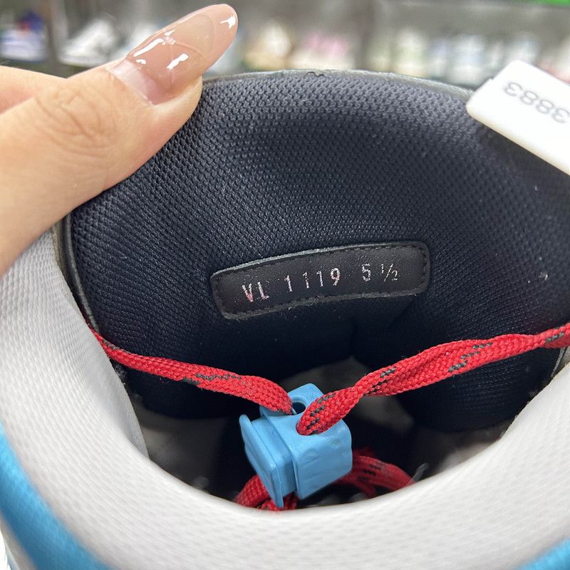 Louis Vuitton Louis Vuitton Retro Logo High-Top Sneakers 0089 Size US 8.5 / EU 41-42 - 5 Thumbnail