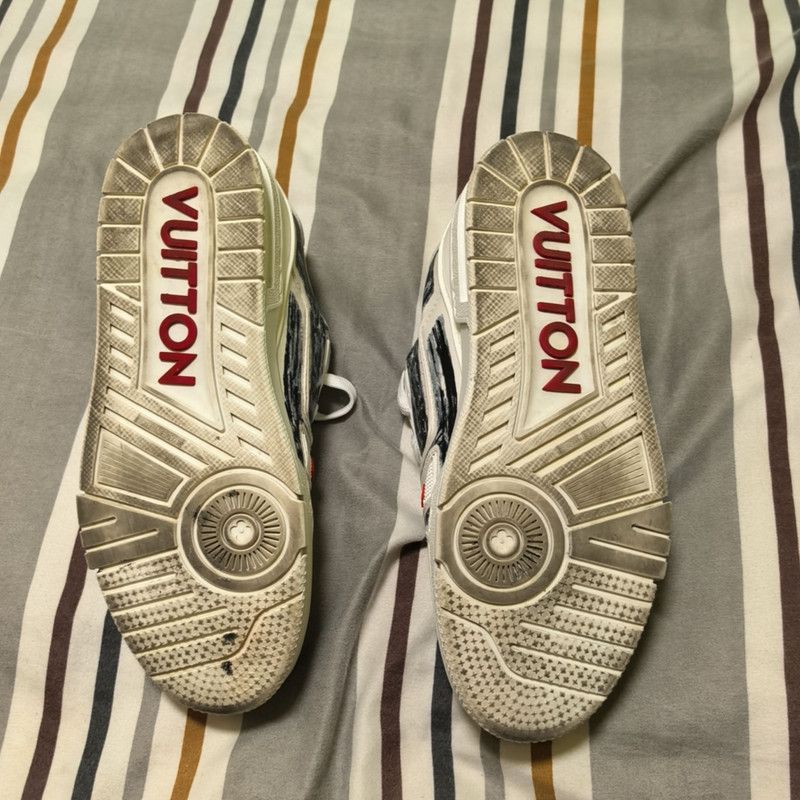 Louis Vuitton Louis Vuitton Hand-Painted Low-Top Sneakers 0089 Size US 7.5 / EU 40-41 - 8 Thumbnail