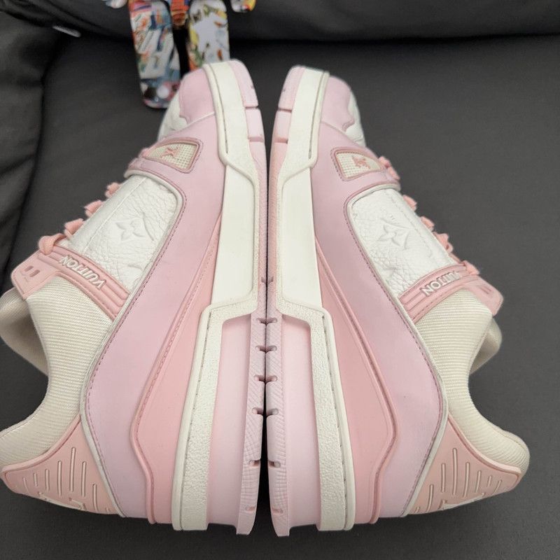 Louis Vuitton Louis Vuitton Trainer Leather Low-Top Sneakers 0089 Size US 8.5 / EU 41-42 - 7 Thumbnail