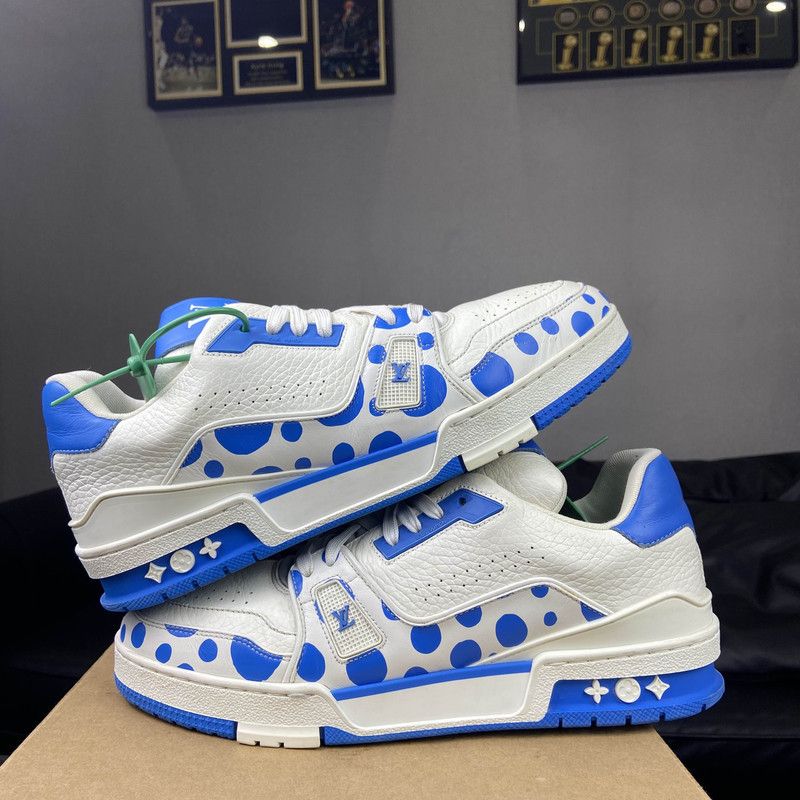 Louis Vuitton Yayoi Kusama x Louis Vuitton Polka Dot Trainers 0089 Size US 8.5 / EU 41-42 - 7 Thumbnail
