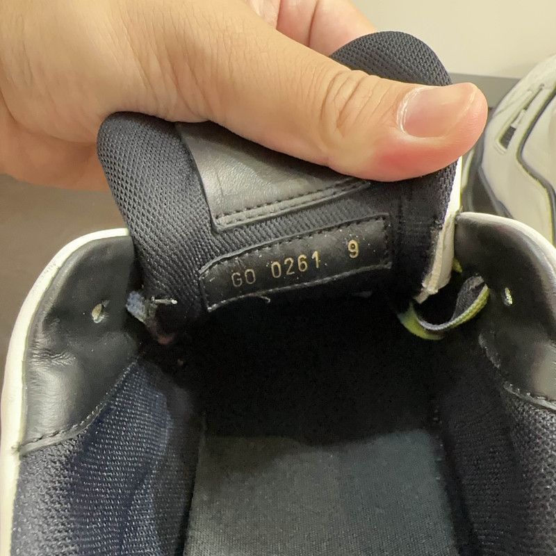 Louis Vuitton Louis Vuitton Trainer Low-Top Stylish Sneakers 0089 Size US 9.5 / EU 42-43 - 5 Thumbnail