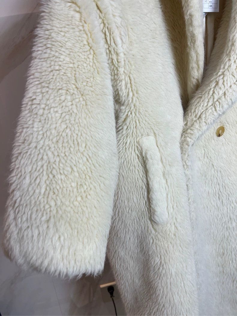 Max Mara MaxMara White Teddy Fur Coat -dmc Size US M / EU 48-50 / 2 - 4 Thumbnail