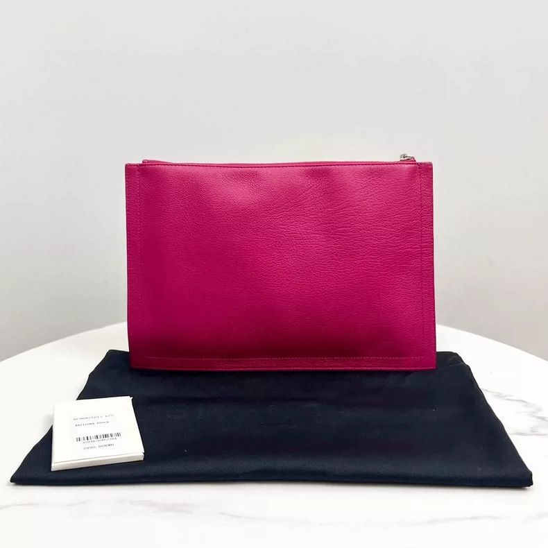 Givenchy Givenchy Pink Leather Clutch Handbag -dmc Size ONE SIZE - 3 Thumbnail