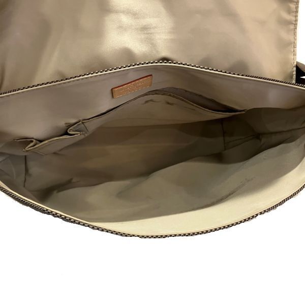 Louis Vuitton Louis Vuitton Louis Vuitton Loup Damier Geant Messenger Bag Canvas Crossbody Bag M93077 Size ONE SIZE - 5 Thumbnail