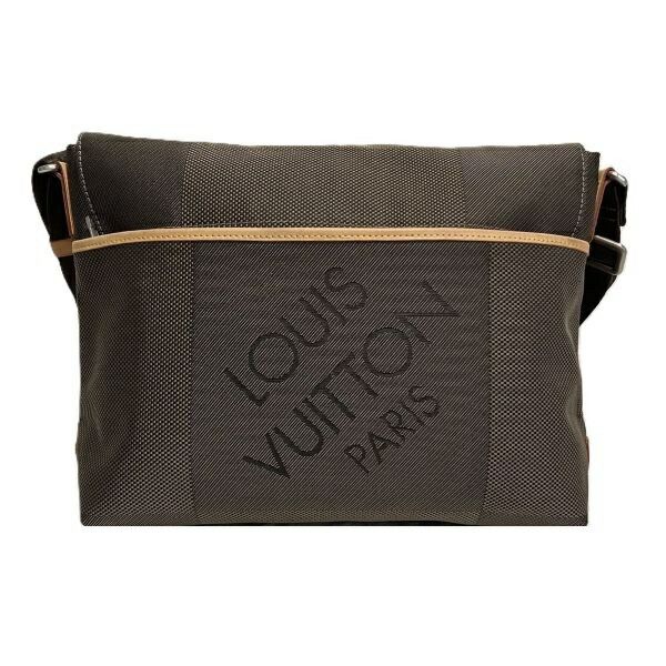 Louis Vuitton Louis Vuitton Louis Vuitton Loup Damier Geant Messenger Bag Canvas Crossbody Bag M93077 Size ONE SIZE - 2 Thumbnail