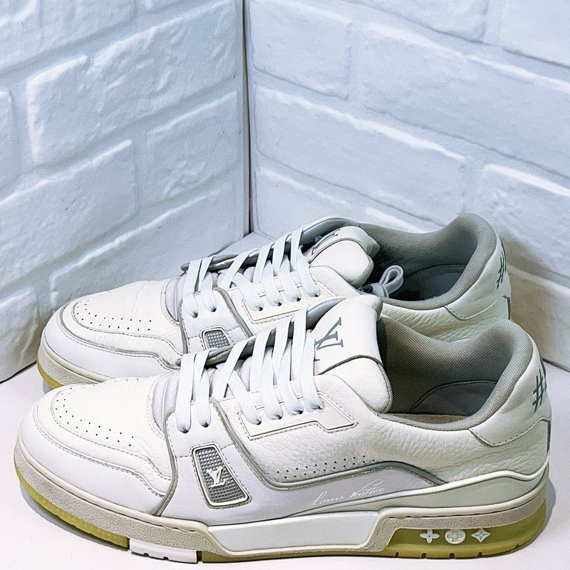 Louis Vuitton Louis Vuitton Trainer Low Top Sneakers for Men and Women 0089 Size US 10.5 / EU 43-44 - 2 Thumbnail