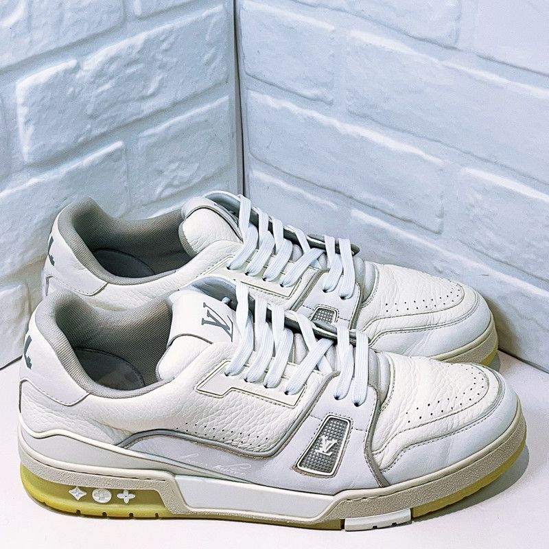 Louis Vuitton Louis Vuitton Trainer Low Top Sneakers for Men and Women 0089 Size US 10.5 / EU 43-44 - 3 Thumbnail