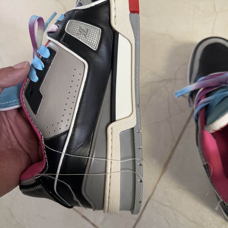 Louis Vuitton Louis Vuitton Colorful Low-Top Fashion Sneakers 0089 Size US 8.5 / EU 41-42 - 9 Thumbnail