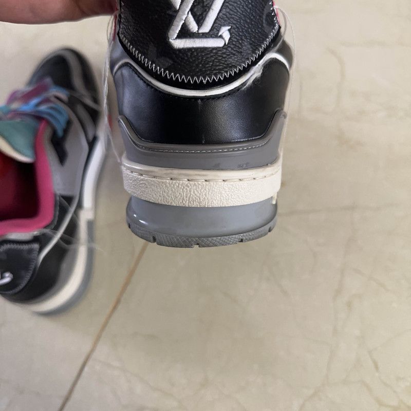 Louis Vuitton Louis Vuitton Colorful Low-Top Fashion Sneakers 0089 Size US 8.5 / EU 41-42 - 8 Thumbnail
