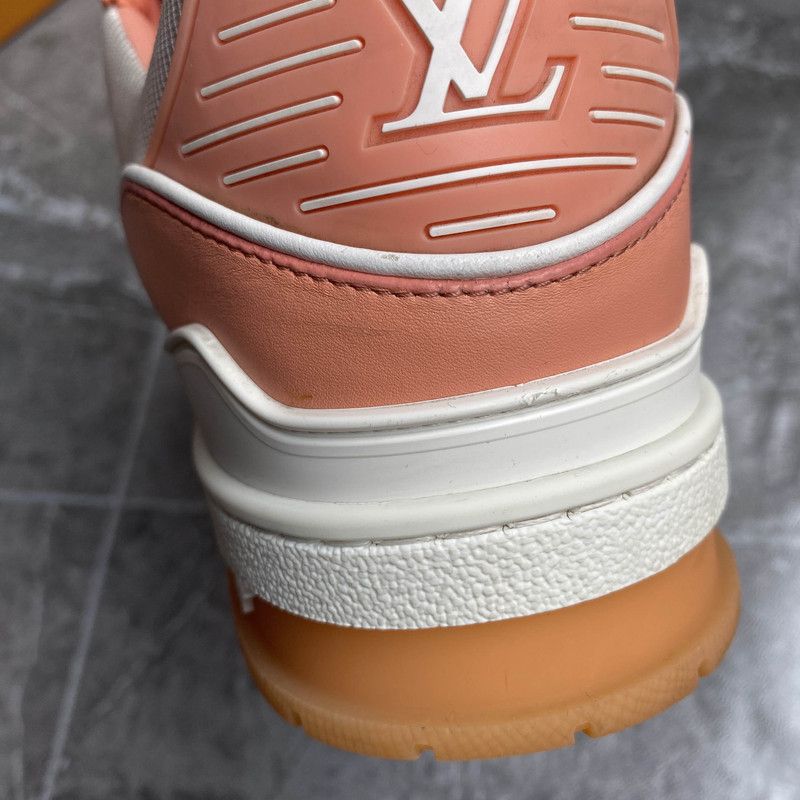 Louis Vuitton Louis Vuitton Trainer Low Top Sneakers in Peach 0089 Size US 8 / EU 41 - 7 Thumbnail