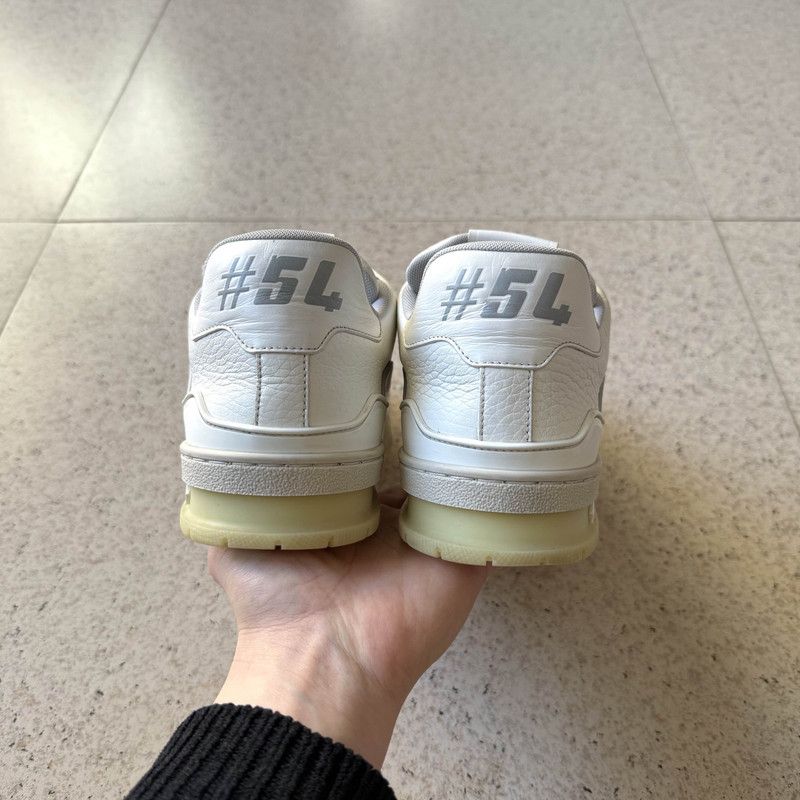 Louis Vuitton Louis Vuitton Low-top Trainer Sneakers for Men and Women 0089 Size US 8 / EU 41 - 3 Thumbnail