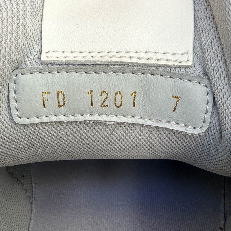 Louis Vuitton Louis Vuitton Low-top Trainer Sneakers for Men and Women 0089 Size US 8 / EU 41 - 5 Thumbnail