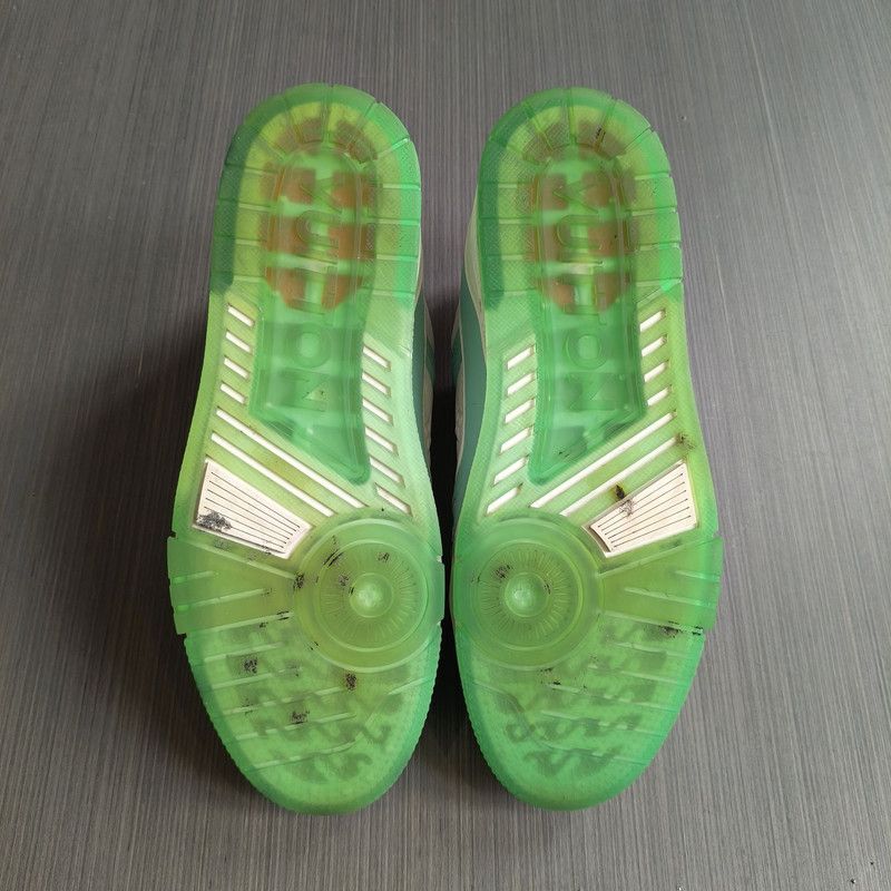 Louis Vuitton Louis Vuitton Trainer Low Top Sneakers in Tiffany Green 0089 Size US 8.5 / EU 41-42 - 4 Thumbnail