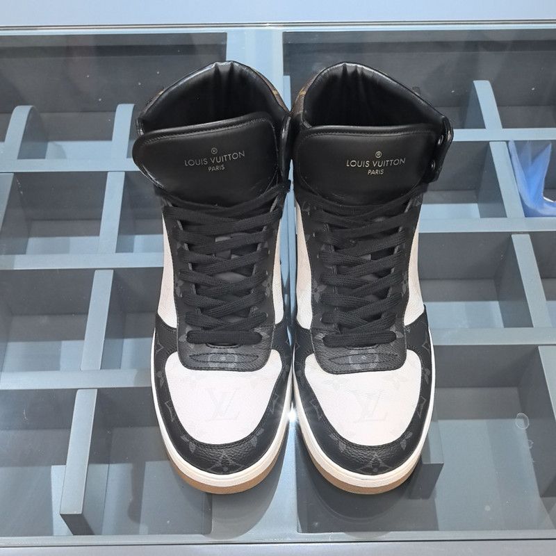 Louis Vuitton Louis Vuitton Rivoli Black and White Sneakers 0089 Size US 9.5 / EU 42-43 - 2 Thumbnail