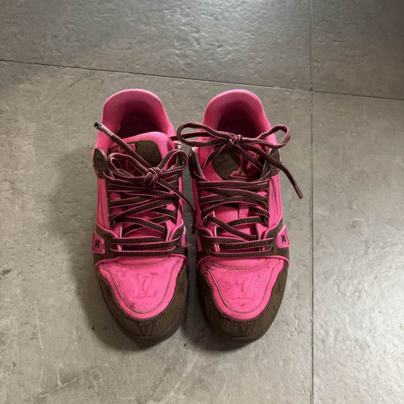 Louis Vuitton Louis Vuitton Trainer Sneakers in Rose Red 0089 Size US 7.5 / EU 40-41 - 2 Thumbnail