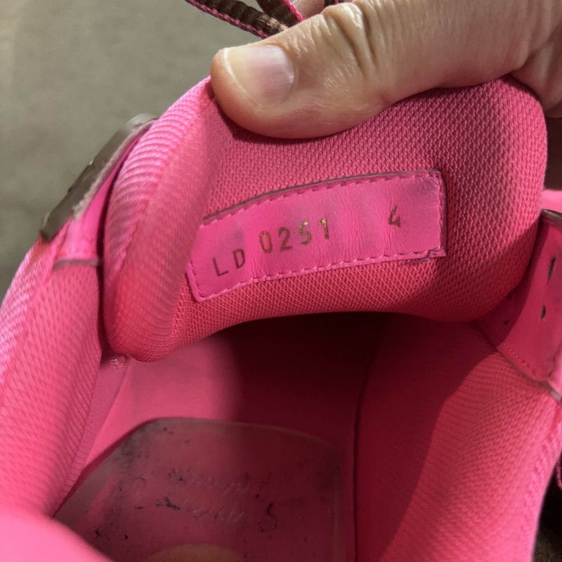 Louis Vuitton Louis Vuitton Trainer Sneakers in Rose Red 0089 Size US 7.5 / EU 40-41 - 5 Thumbnail