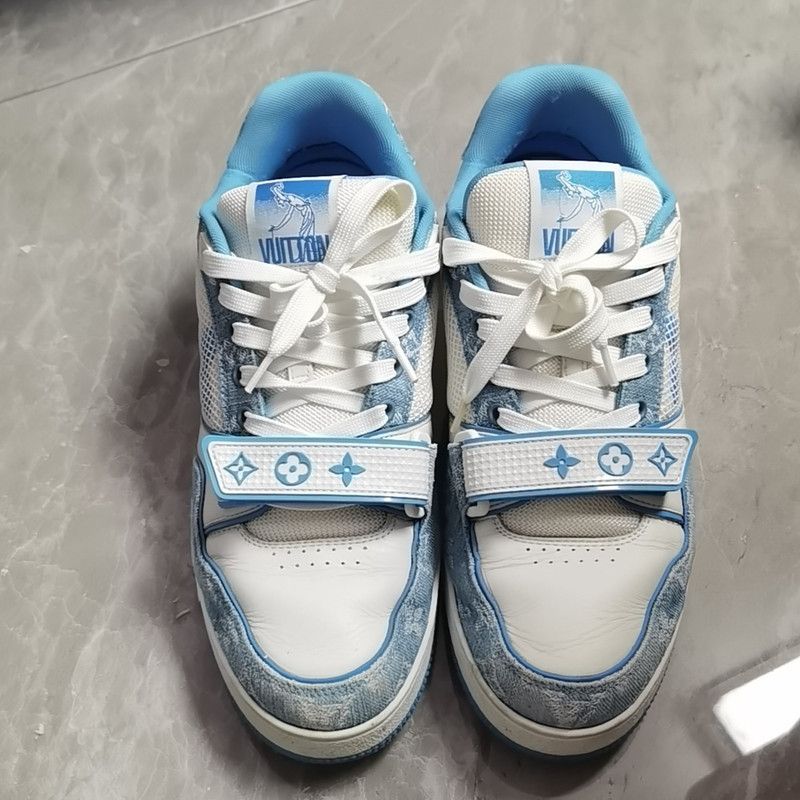 Louis Vuitton Louis Vuitton Trainer Low-Top Sneakers for Men 0089 Size US 9 / EU 42 - 2 Thumbnail